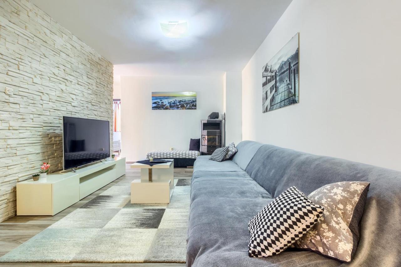 Apartmani Rialto Kakma Экстерьер фото